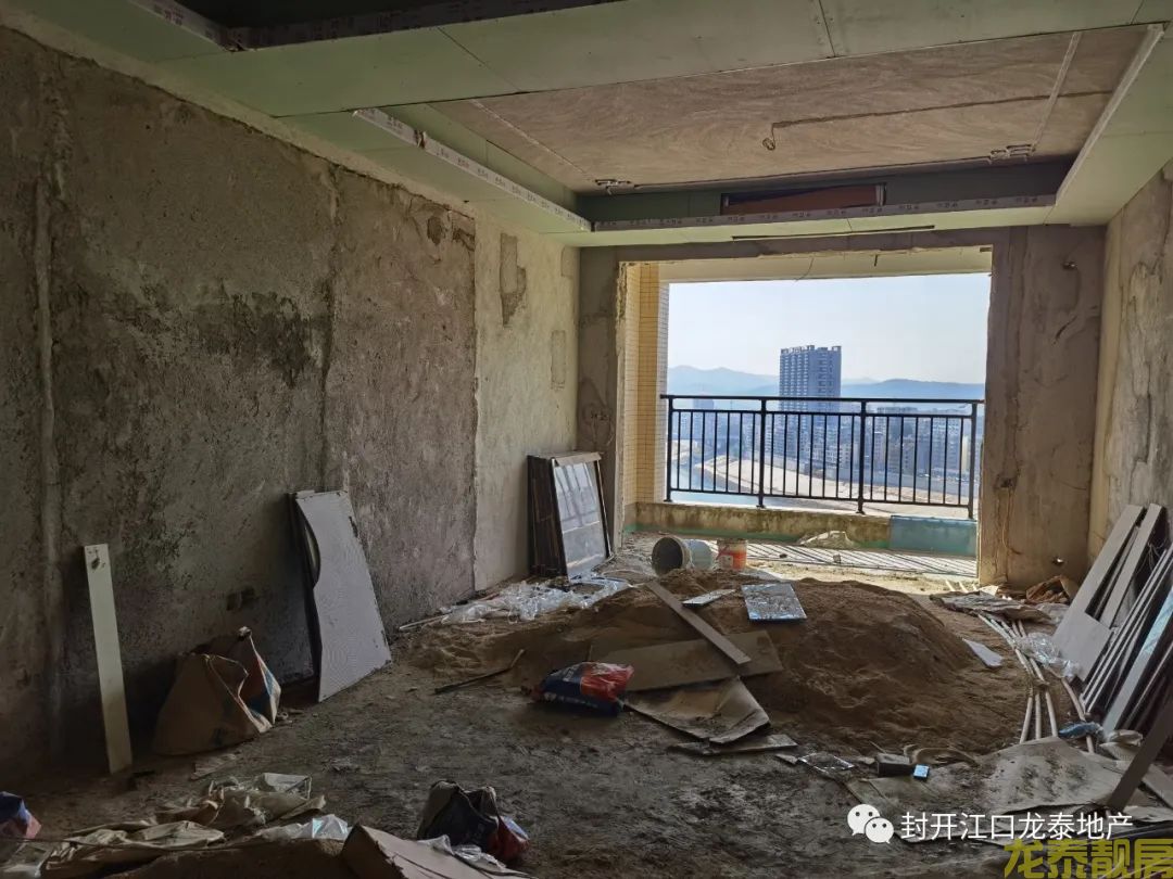 佰隆山河 电梯 无敌江景4房南向