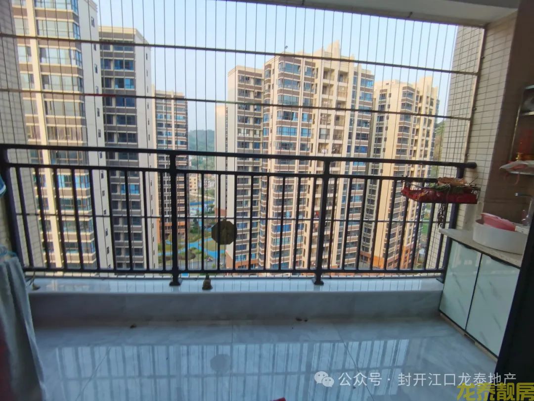 佰隆山河大四房 靓楼层 首付12万