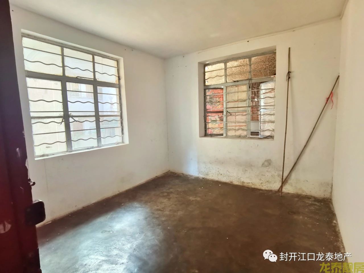 老城区中心市场附近建委宿舍5楼