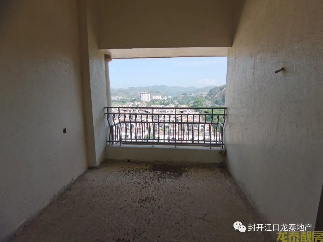 碧桂园南向毛坯4房