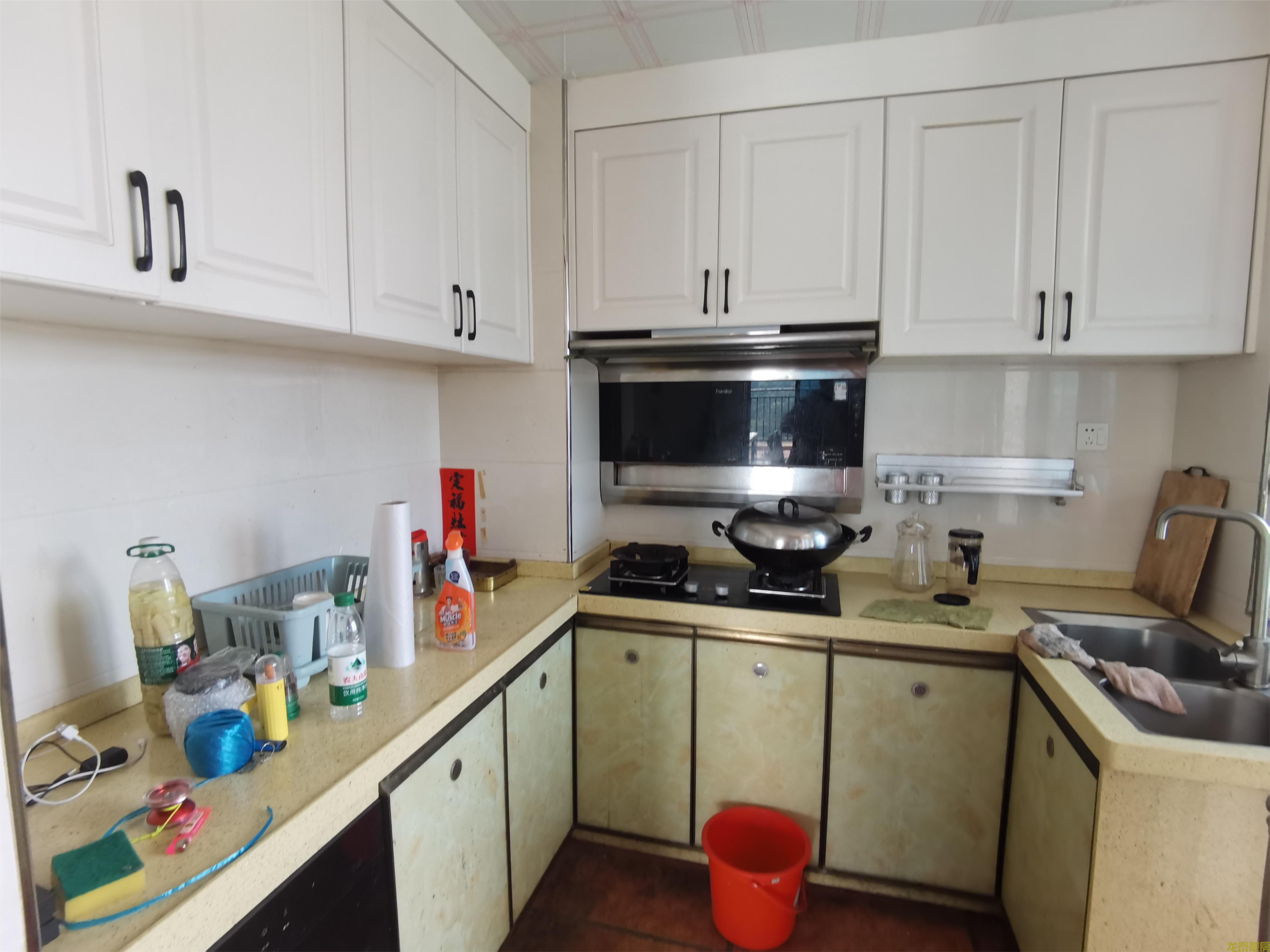 东丽新城电梯精装4房