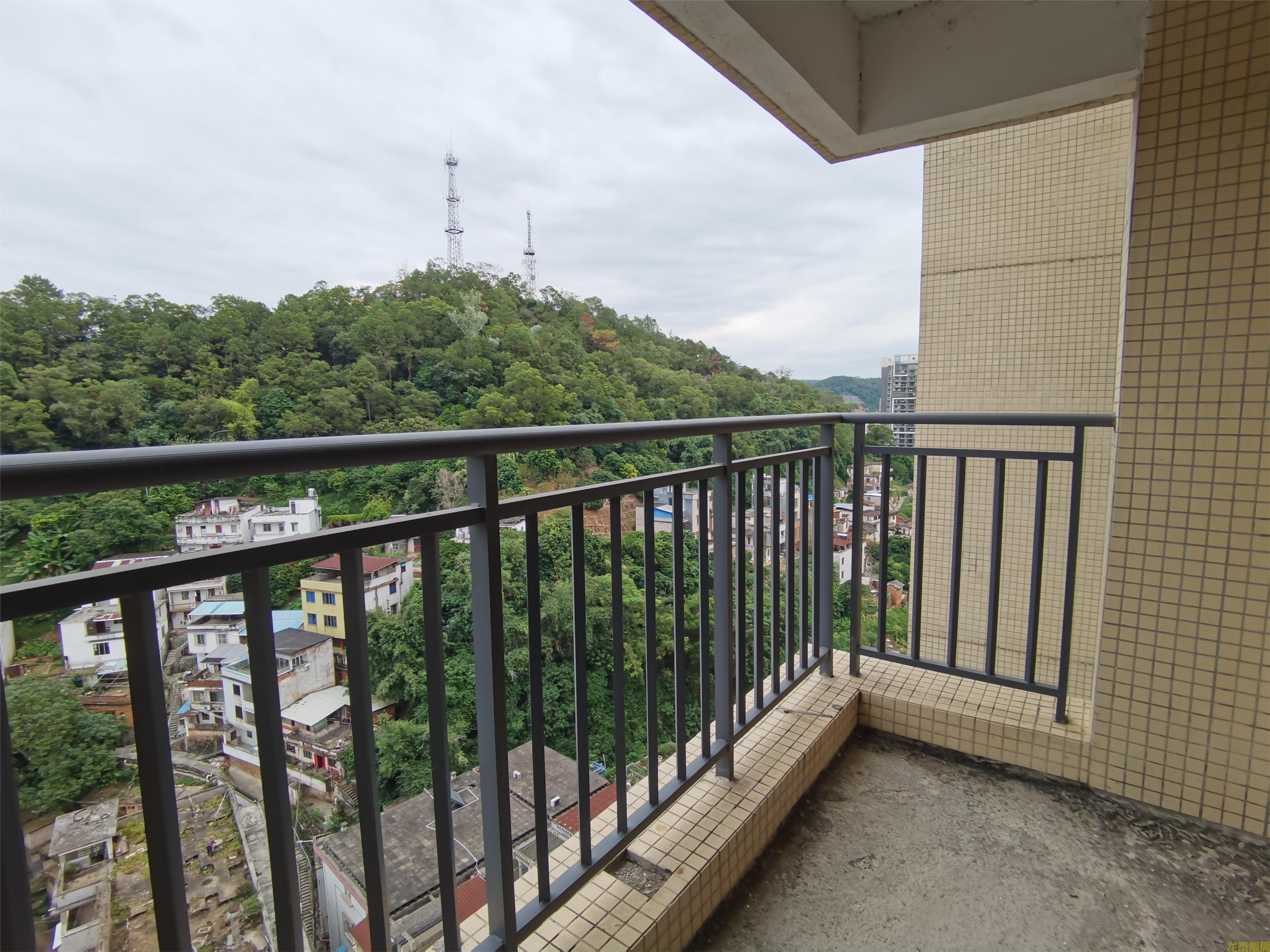 西堤领秀电梯中高层