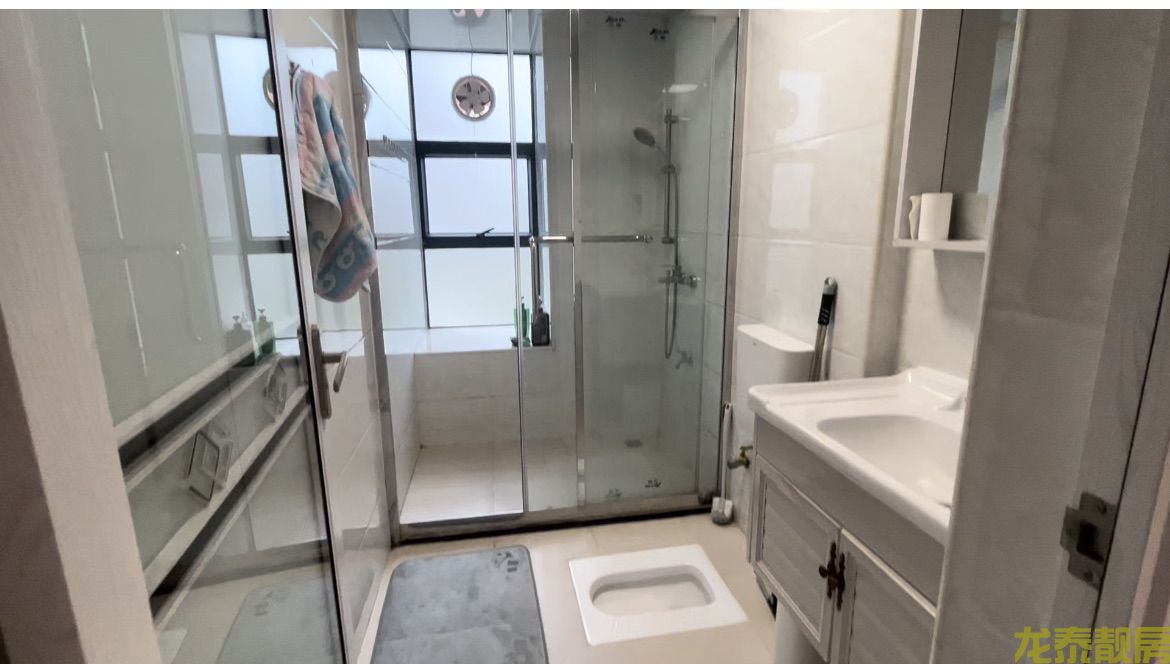 东丽新城精装三房