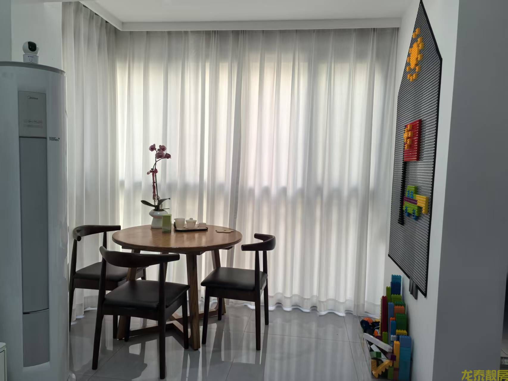 香槟壹号单边位小户型