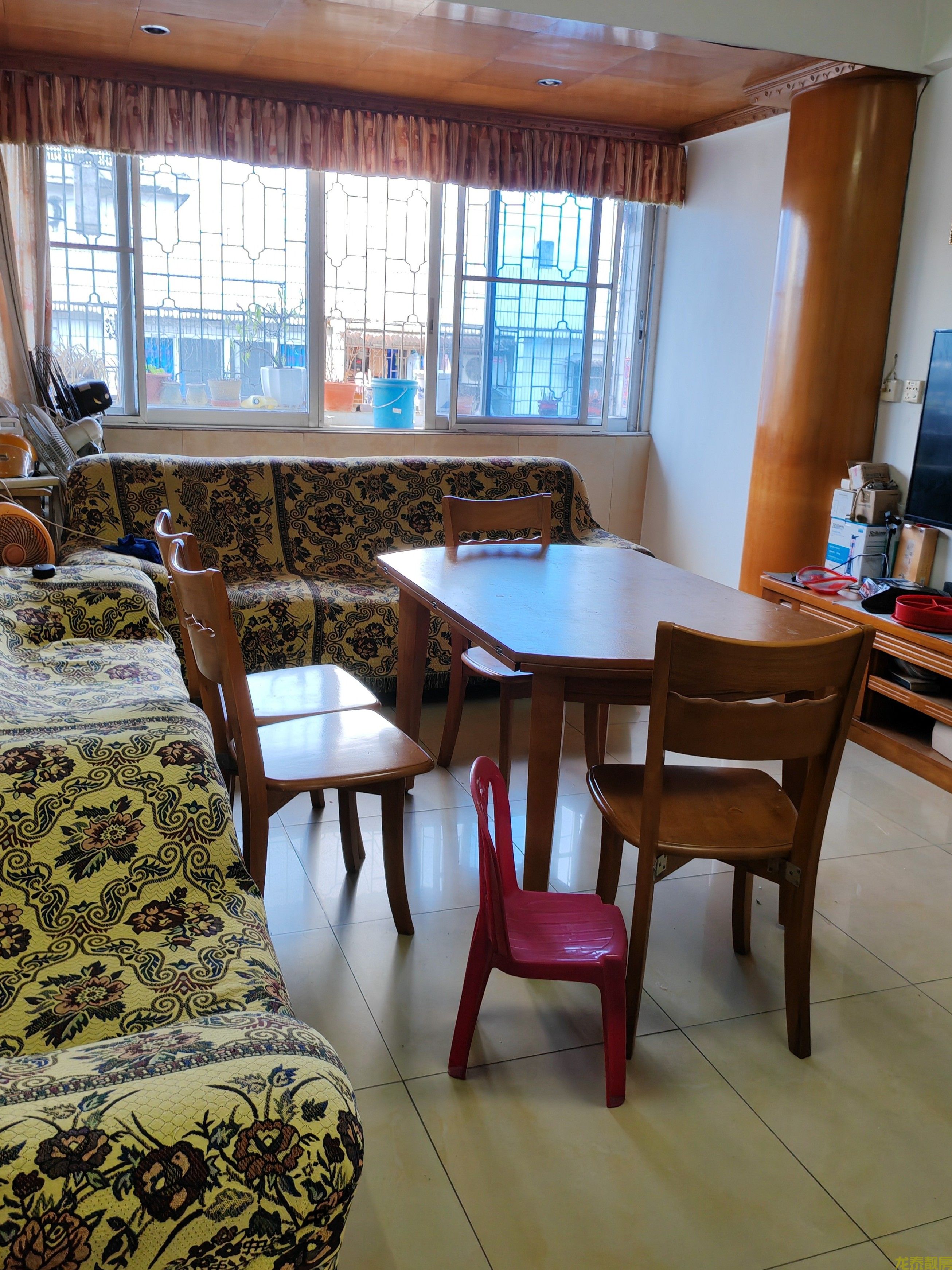 大塘社区步梯9楼